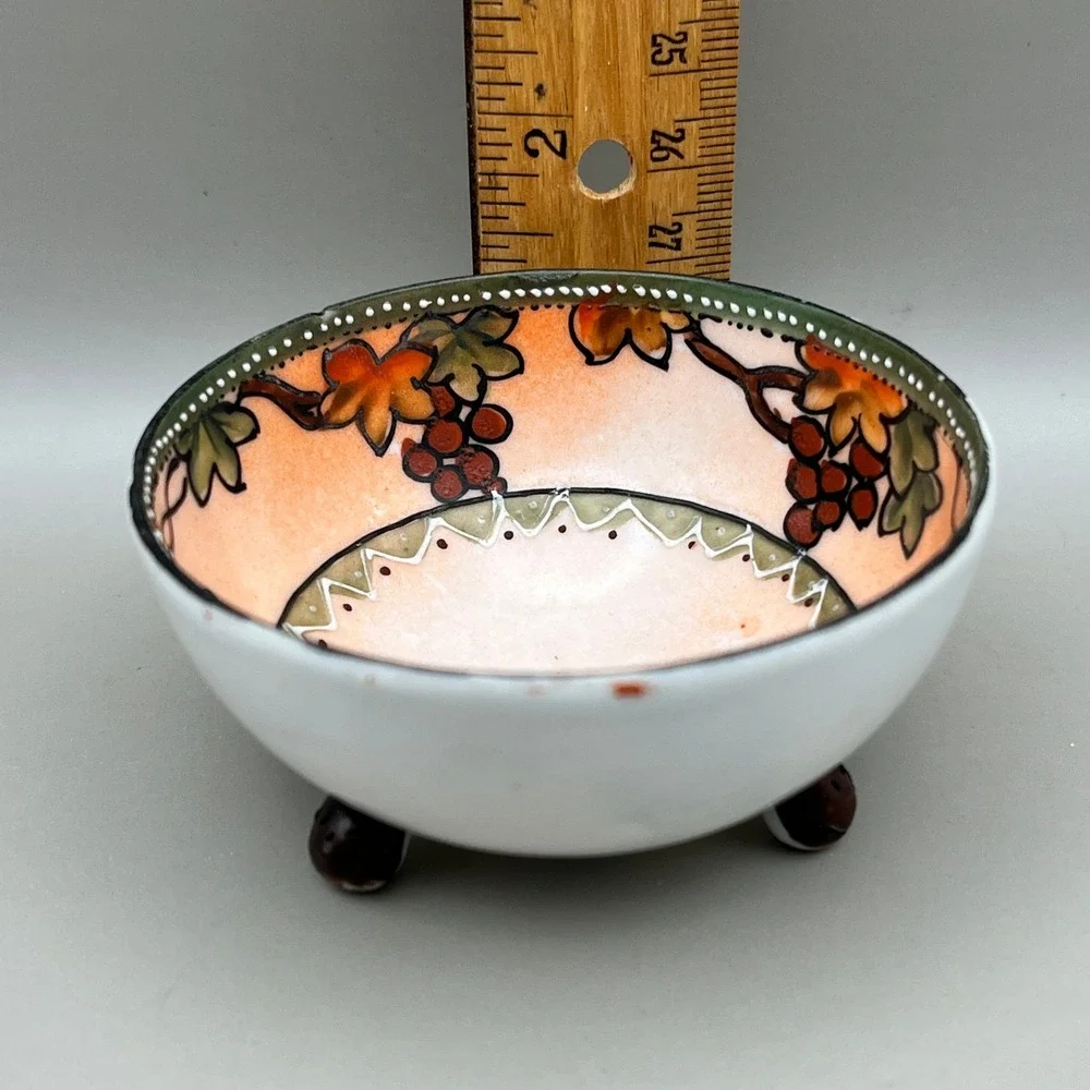 Imperial Nippon Hand Painted Footed Bowls Set of 3 Grape Vine Moriage Antique 3